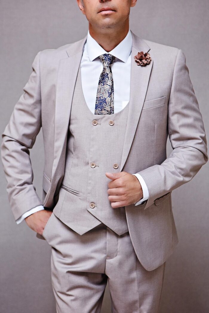 Beige slim fit suit BTM 509 2